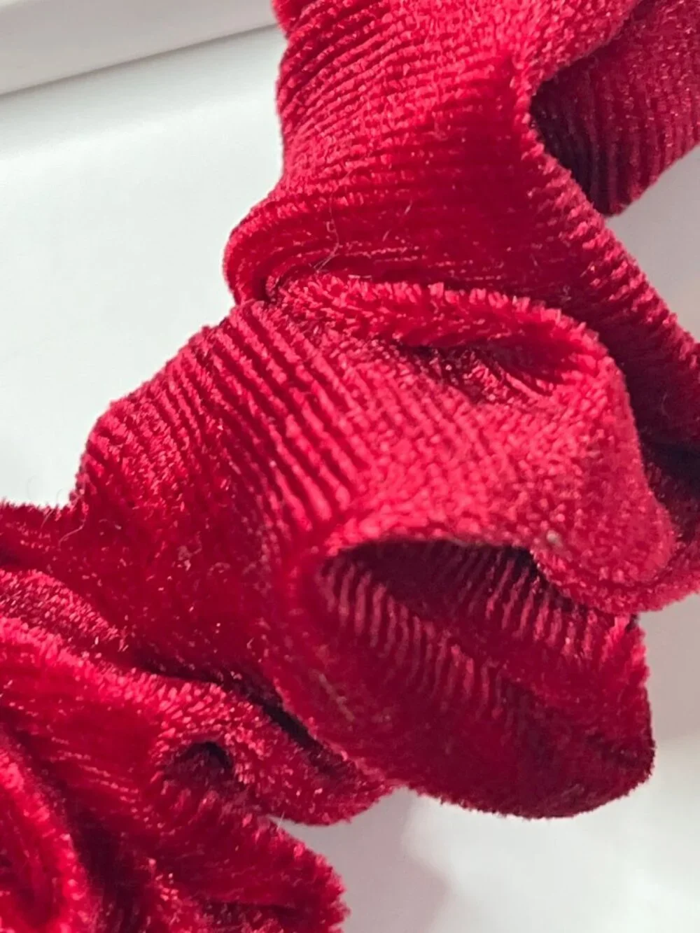 scunci red velvet